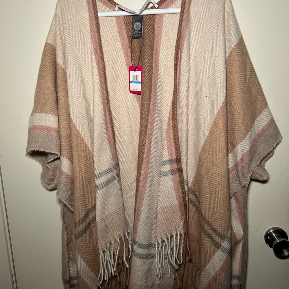 Vince Camuto shawl- NWT